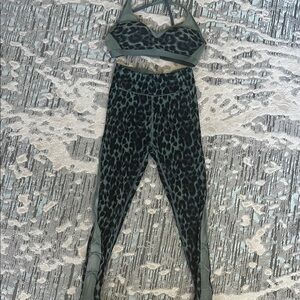 Victoria's Secret Teal Leopard Print Set